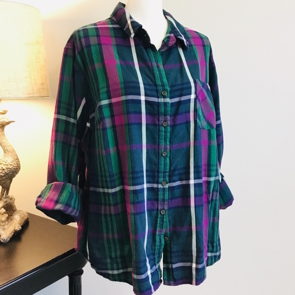 Soft & comfy lightweight plaid button down size 3X